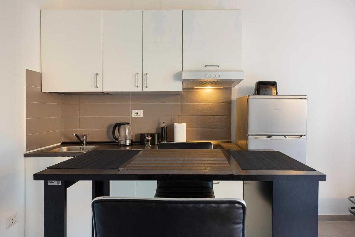 Superb Loft NavigliComfy&Relax Apartment Milan Bagian luar foto