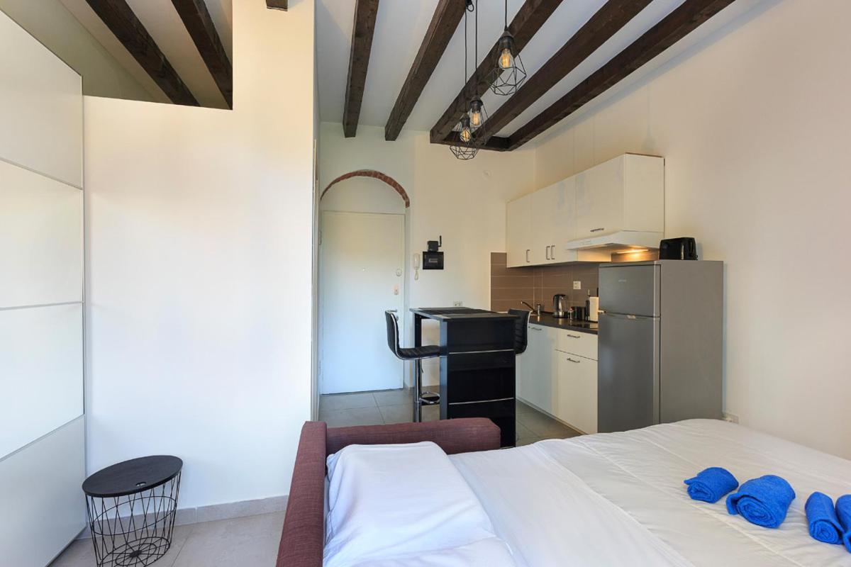 Superb Loft NavigliComfy&Relax Apartment Milan Bagian luar foto