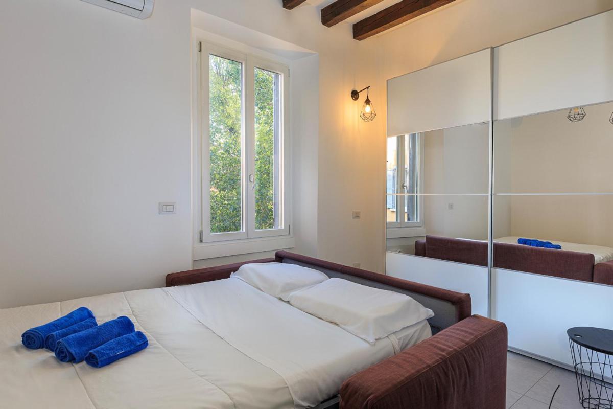 Superb Loft NavigliComfy&Relax Apartment Milan Bagian luar foto